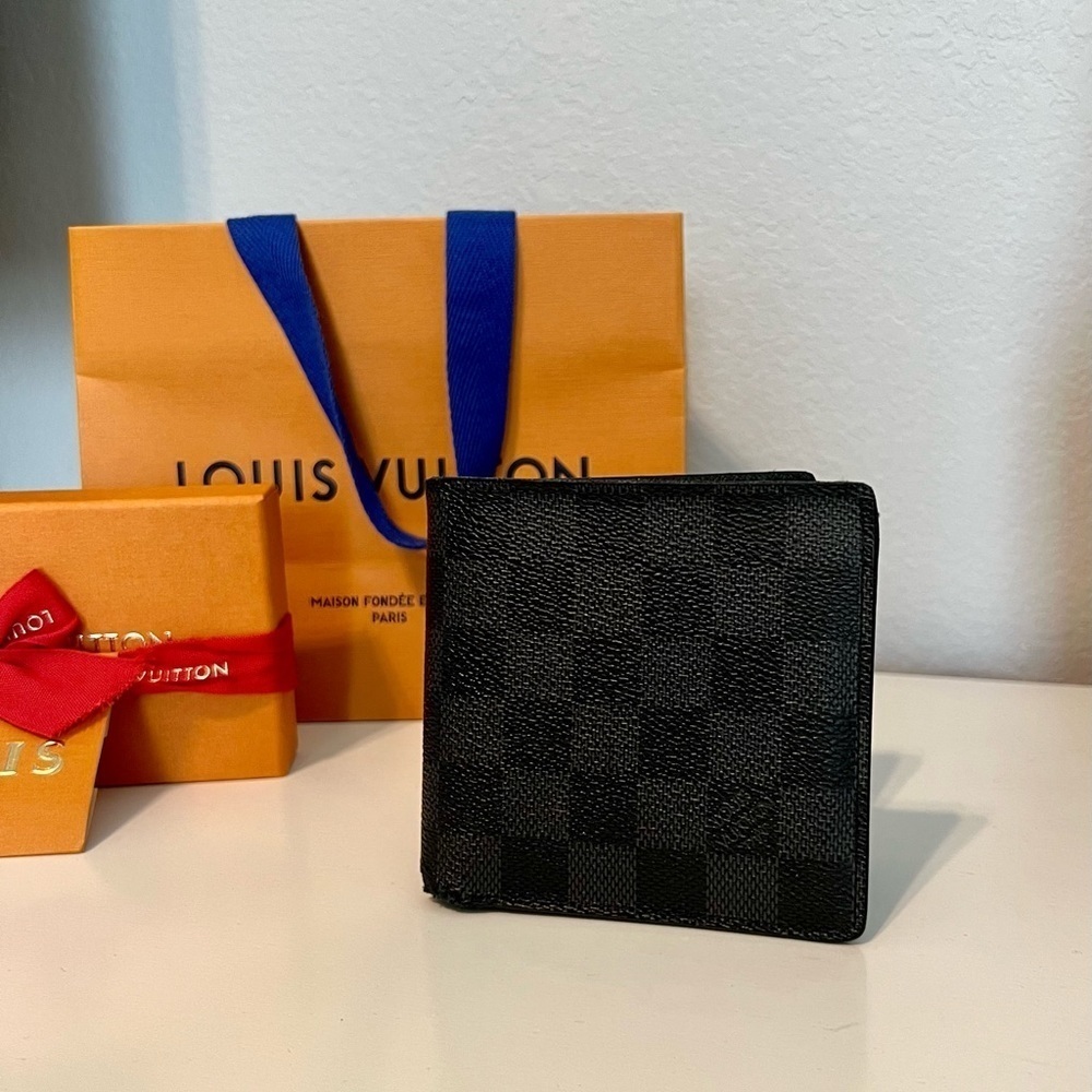 Louis Vuitton Men Black Graphite Bifold Damier Wallet